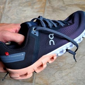 Wms Oncloud flow sz 9